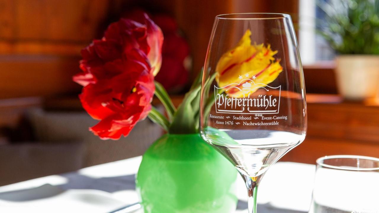 Stadthotel Pfeffermuehle เกนเกนบาค ภายนอก รูปภาพ
