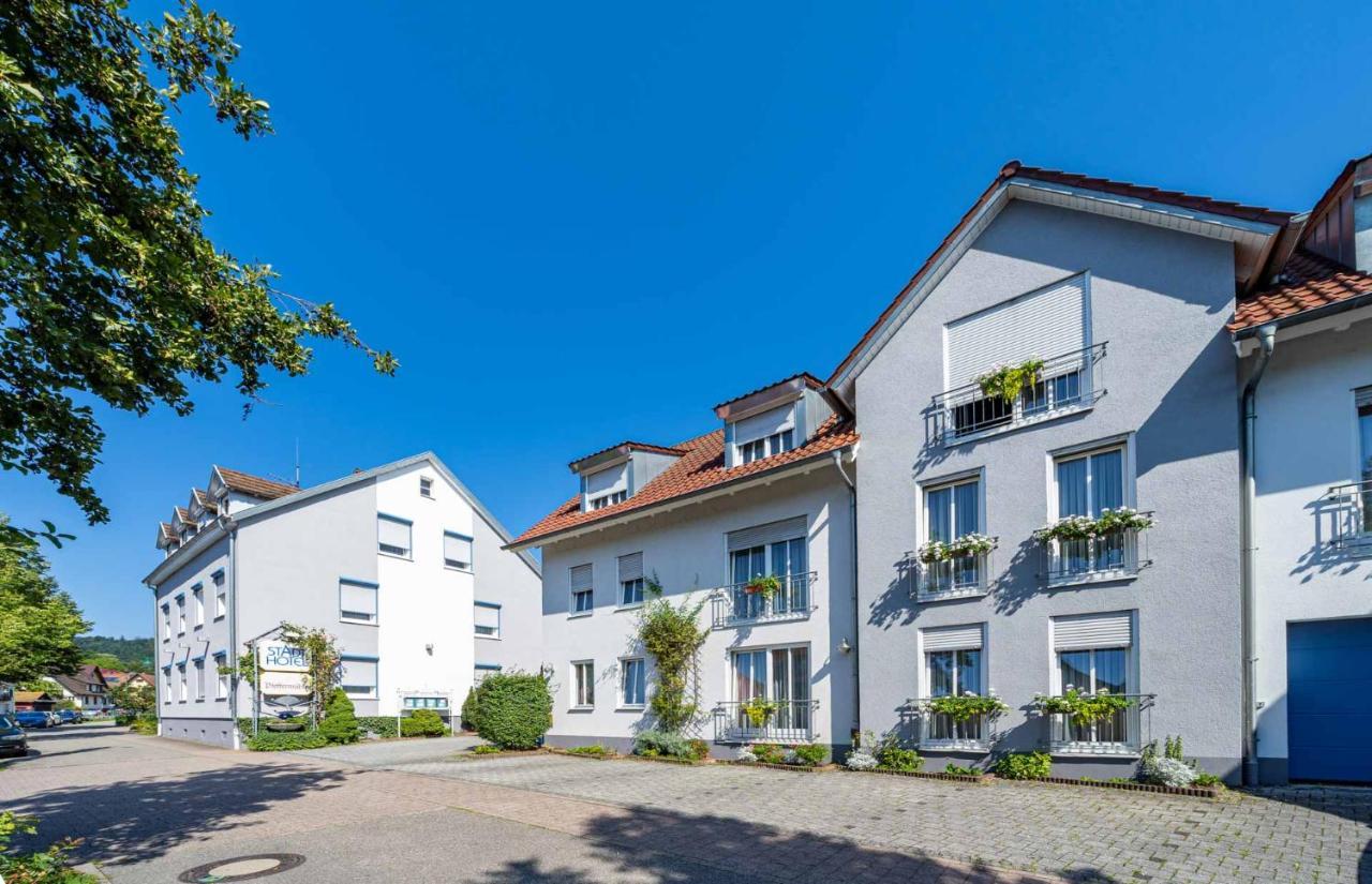 Stadthotel Pfeffermuehle เกนเกนบาค ภายนอก รูปภาพ